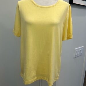 NWOT- Blair Short Sleeve Yellow Tee. Size M